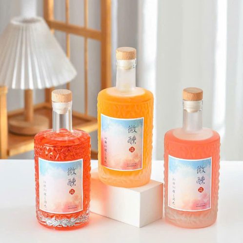 Chai tròn vai vuông họa tiết nổi 500ml