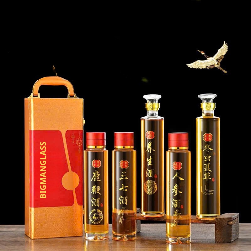 binh-thuy-tinh-dung-ruou-binh-dung-ruou-sam-binh-sam-1- lit-thuy-tinh-bigman (6) Bình thủy tinh đựng rượu nắp đỏ đáy núi, đáy ngôi sao